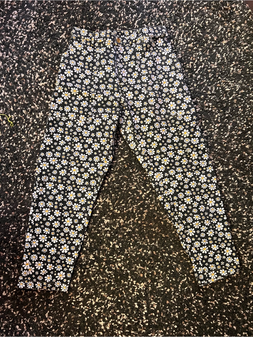 Black lazy daisy pencil pants